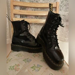Dr Martens Jadon Platforms